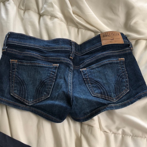 hollister shorts size 00 fairly new. - Picture 2 of 2